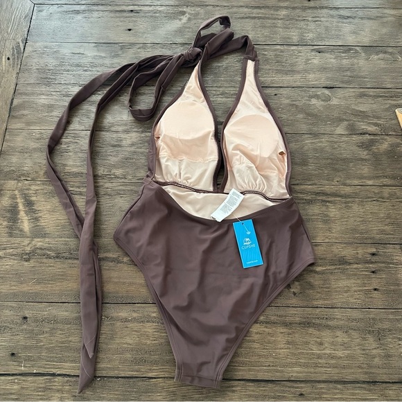 NWT Cupshe size Small Brown Plunge Cross back Tie One Piece Swimsuit Sexy New - Picture 7 of 12